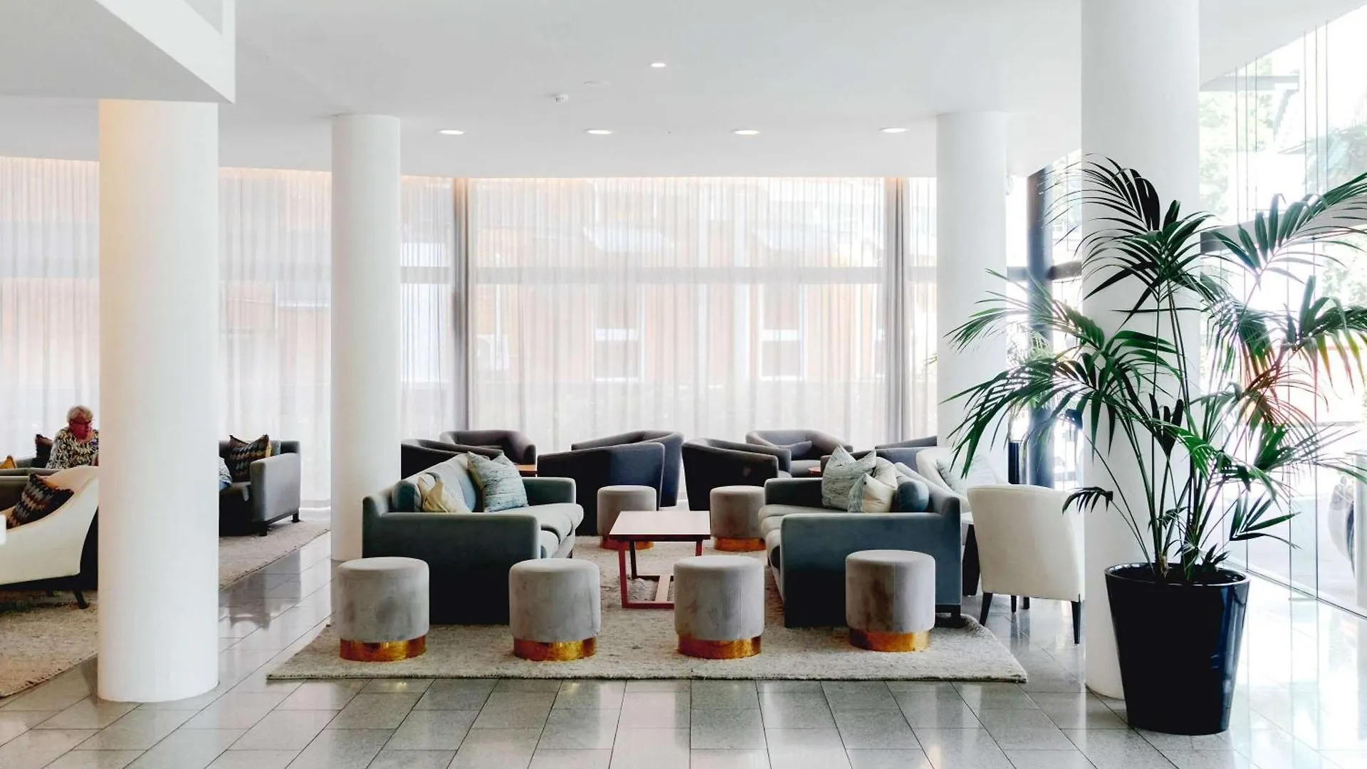 Mercure Brisbane Spring Hill 4*,  Australia